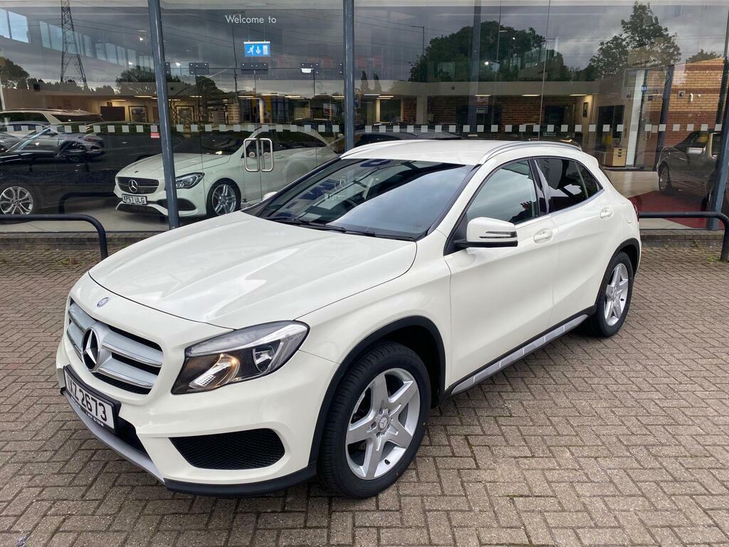 Mercedes-Benz GLA Class 2.1 Gla200d Amg Line 7G-dct Euro 6 S S IXZ2673 White #2