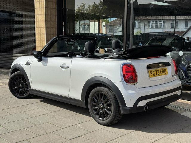 Mini Convertible 1.5 Cooper Classic Convertible Steptron White #5