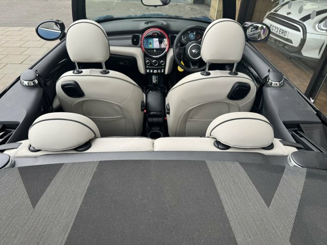 Mini Convertible 1.5 Cooper Exclusive Convertible Steptr LB23WSY Blue #6