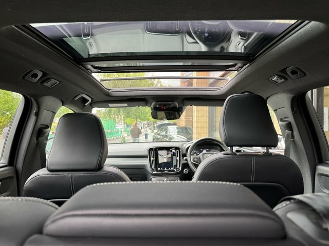 Volvo XC40 1.5H T5 Twin Engine Recharge 10.7Kwh R-design Pro MB21FYX Grey #2