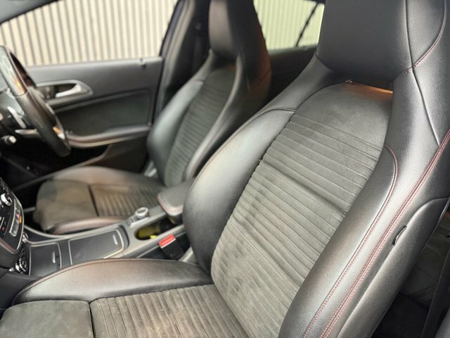 Mercedes-Benz GLA Class 2.1 Gla220d Amg Line Suv 7G-dct 4Matic BT67BCF Blue #6
