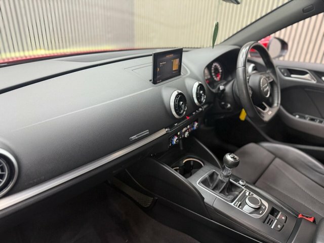 Audi A3 1.0 Tfsi 30 S Line Sportback Eur SA68TWG Red #5