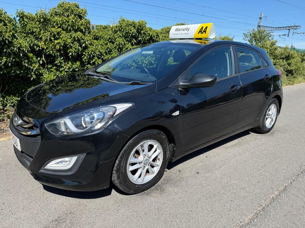 Hyundai I30 1.6 Crdi Active Euro 5 Black #2
