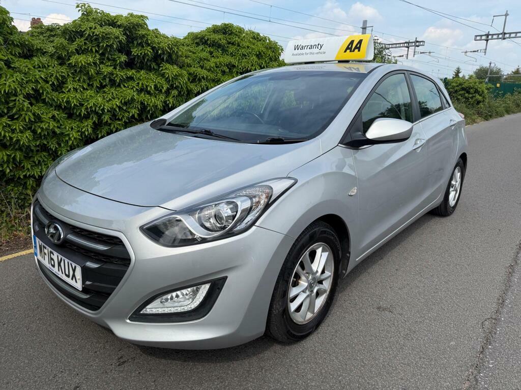Hyundai I30 1.6 Crdi Blue Drive Se Euro 6 S S WF16KUX Silver #2