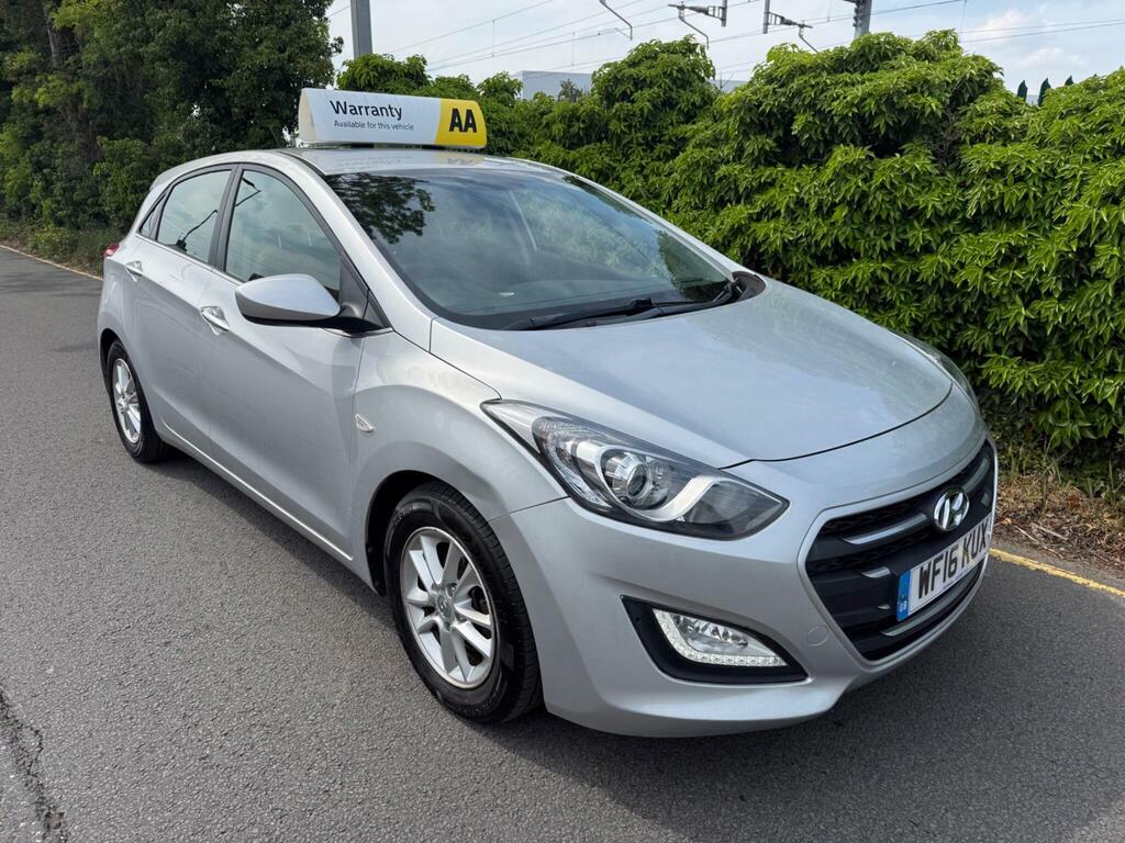 Hyundai I30 1.6 Crdi Blue Drive Se Euro 6 S S Silver