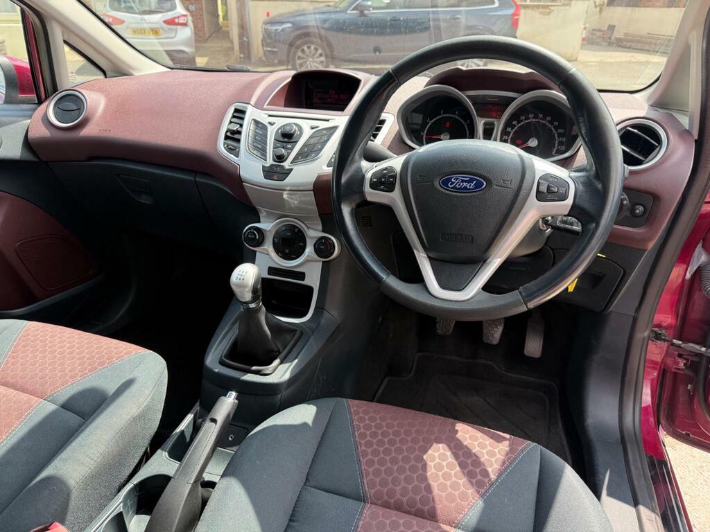 Ford Fiesta 1.4 Titanium DU60OTX Red #3