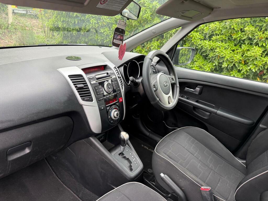 Kia Venga 1.6 3 Euro 5 Black #4