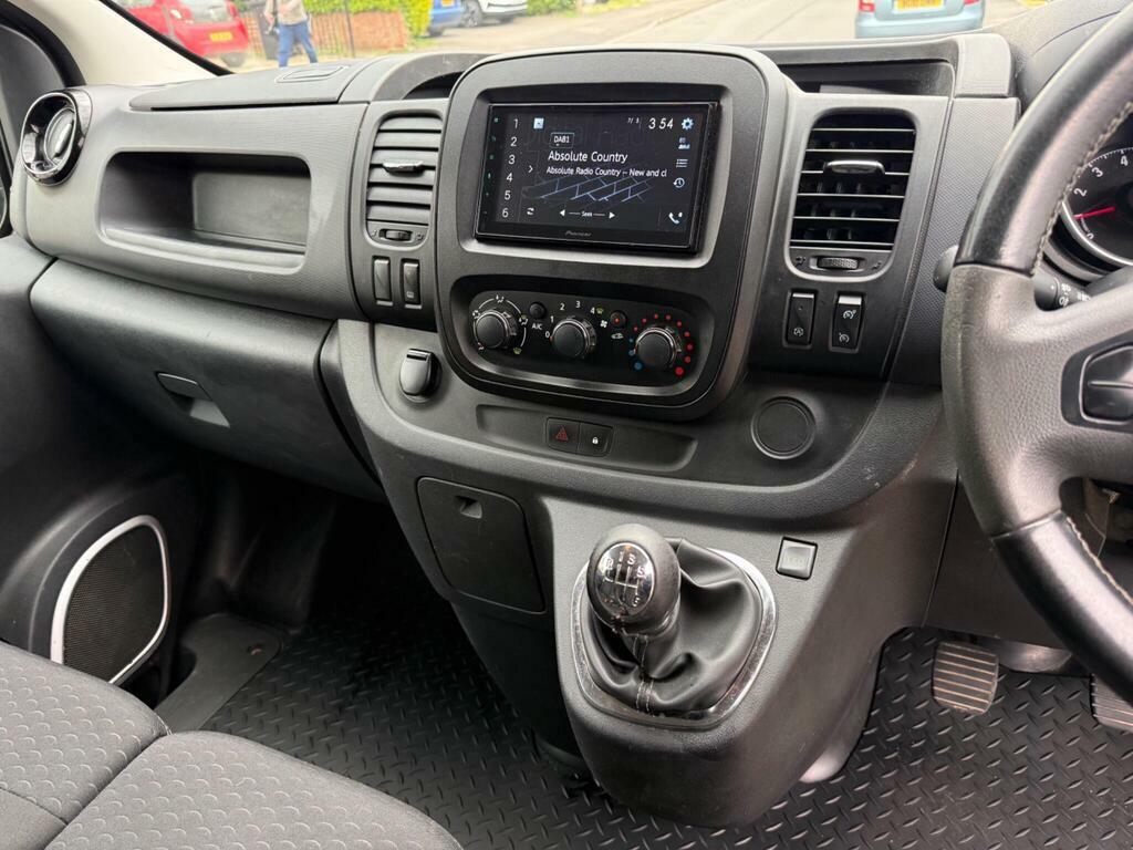 Vauxhall Vivaro 1.6 Cdti 2900 Biturbo Sportive L1 H1 Euro 6 S S LN17HBE Black #3