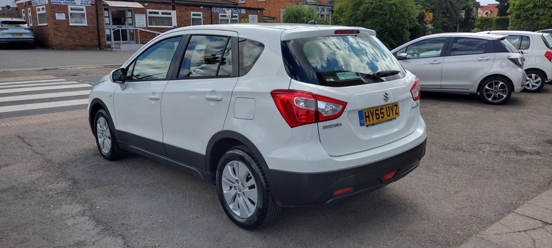 Suzuki SX4 Sz3 White #2
