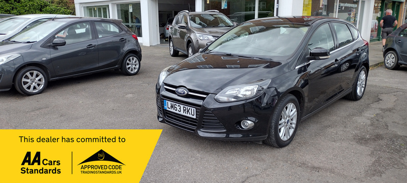 Ford Focus Titanium Black