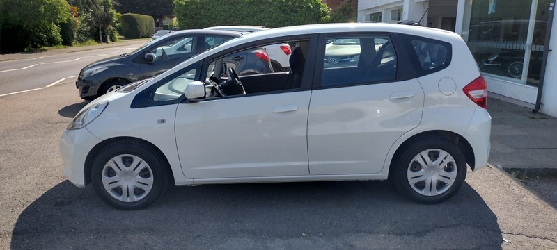 Honda Jazz I-vtec Se OY65KLV White #6