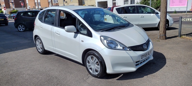 Honda Jazz I-vtec Se OY65KLV White #5