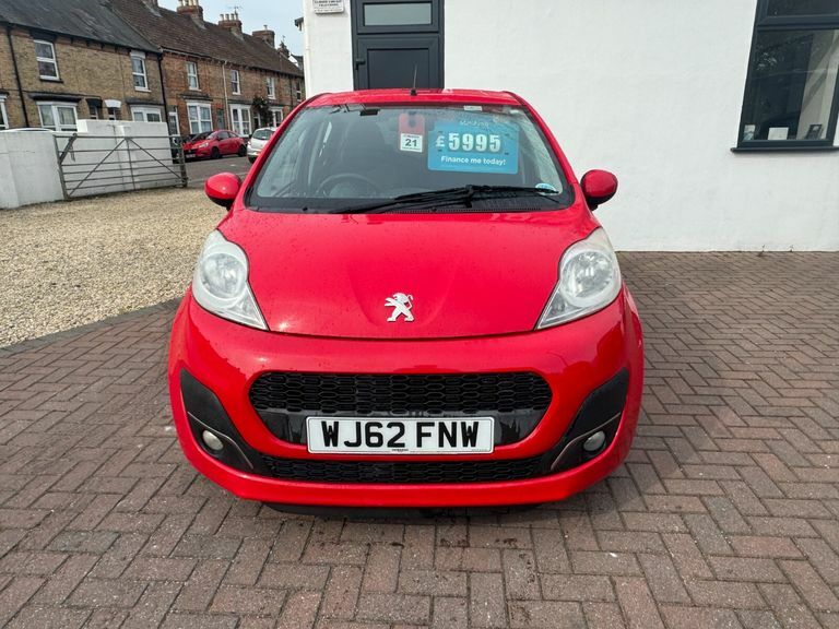 Peugeot 107 1.0 Active Red