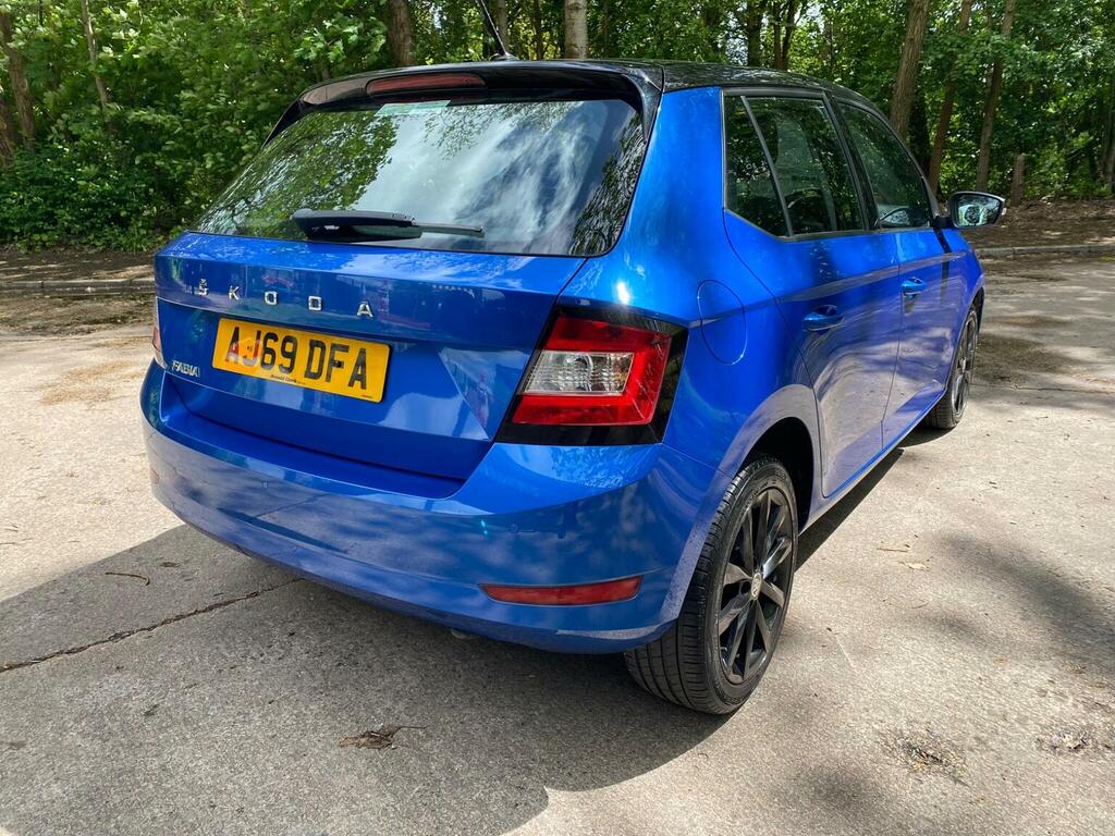 Skoda Fabia Hatchback 1.0 Colour Edition Euro 6 Ss 202 AJ69DFA Blue #6