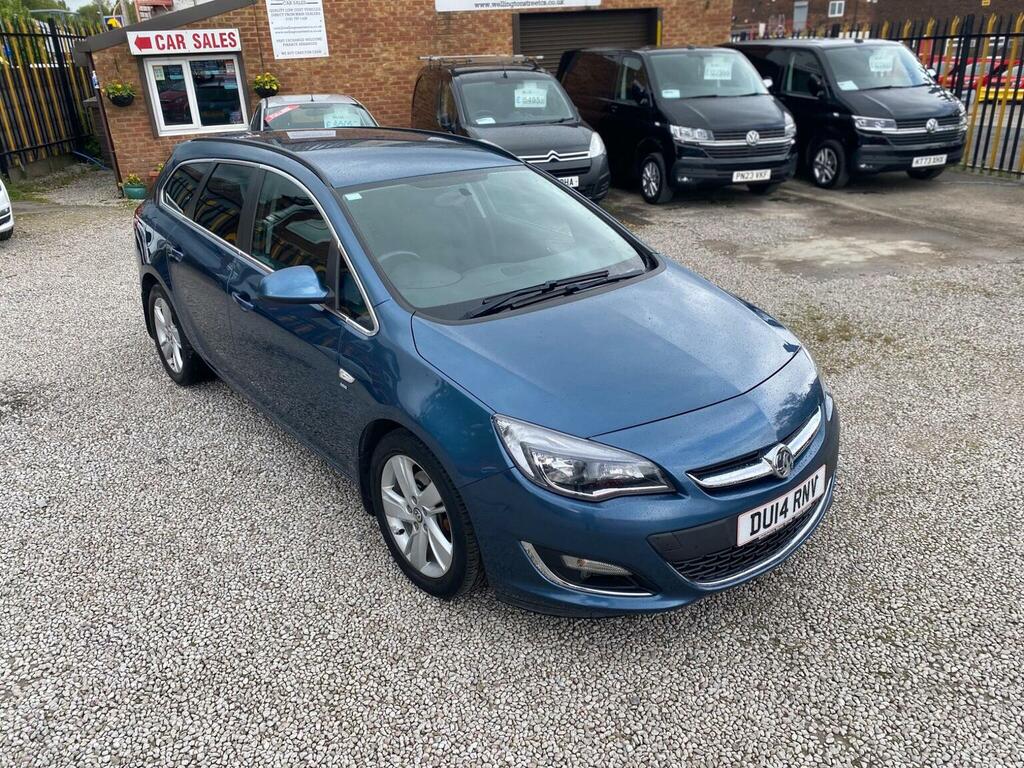 Vauxhall Astra Estate 2.0 Cdti Sri Sports Tourer Euro 5 Ss Blue