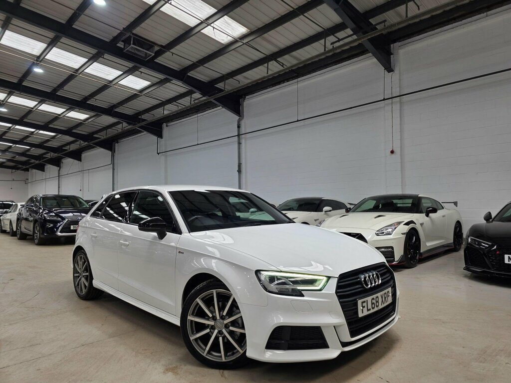 Audi A3 1.0 Tfsi 30 Black Edition Sportback Euro 6 Ss 5 FL68XRP White #2