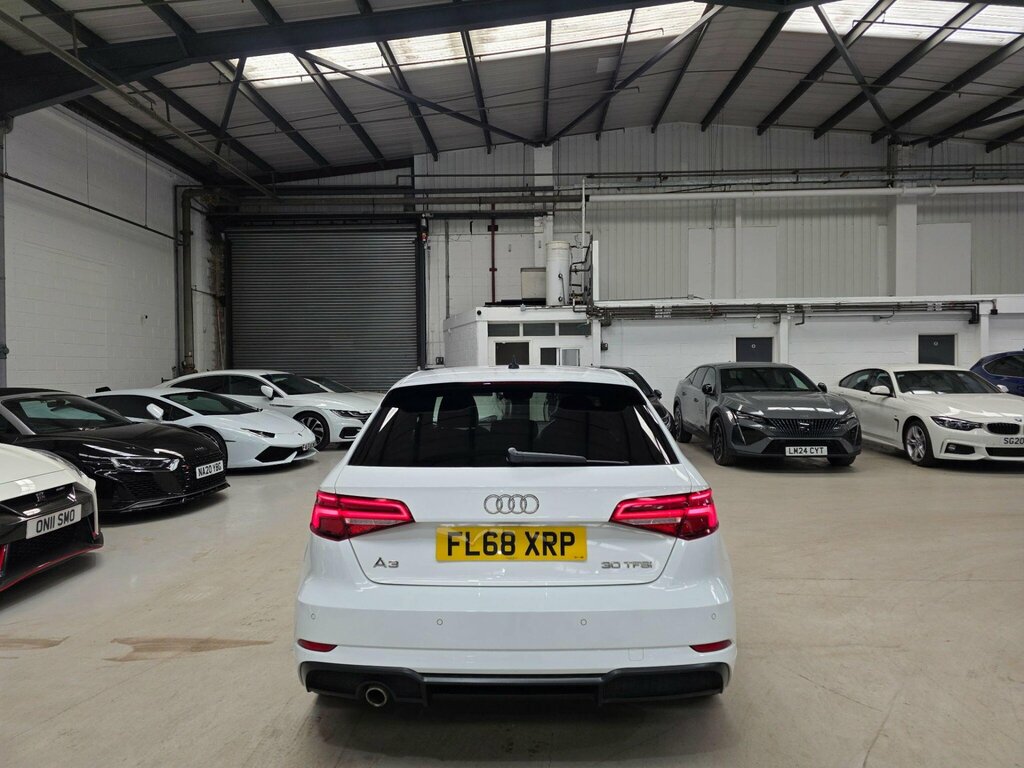 Audi A3 1.0 Tfsi 30 Black Edition Sportback Euro 6 Ss 5 FL68XRP White #3