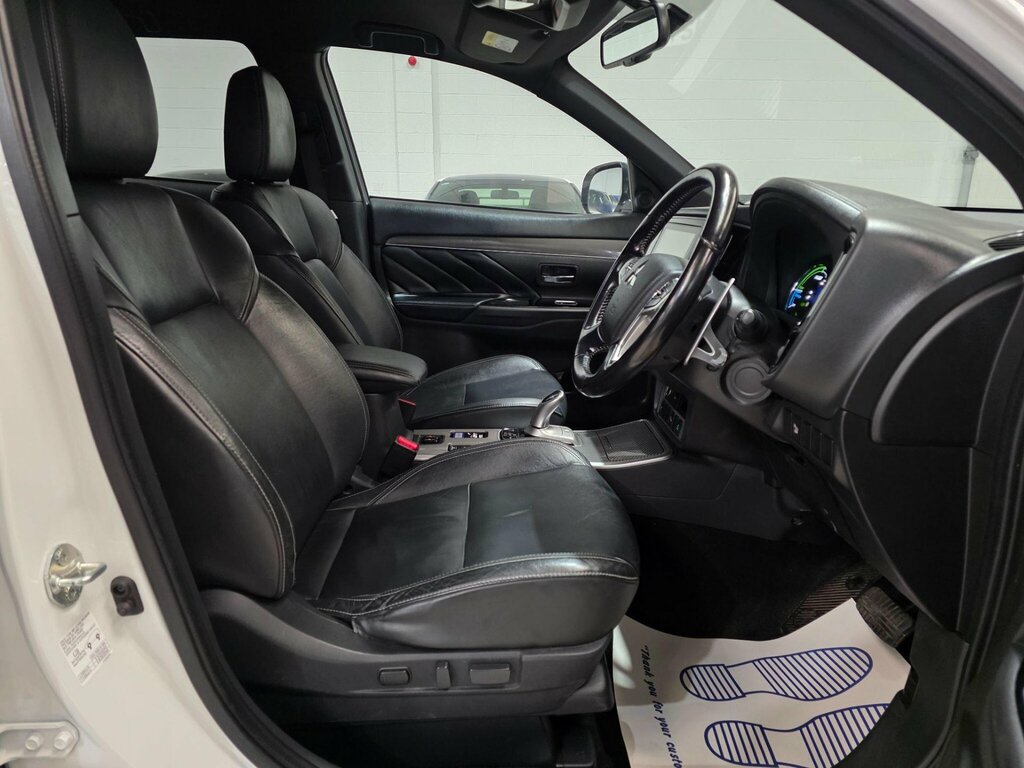 Mitsubishi Outlander 2.4H Twinmotor 13.8Kwh Dynamic Cvt 4Wd Euro 6 Ss FV69YHR White #5