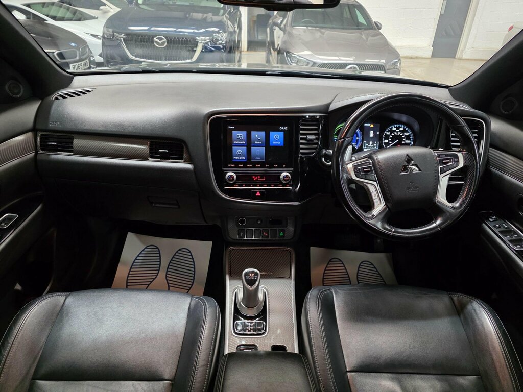 Mitsubishi Outlander 2.4H Twinmotor 13.8Kwh Dynamic Cvt 4Wd Euro 6 Ss RJ69FGG Black #4