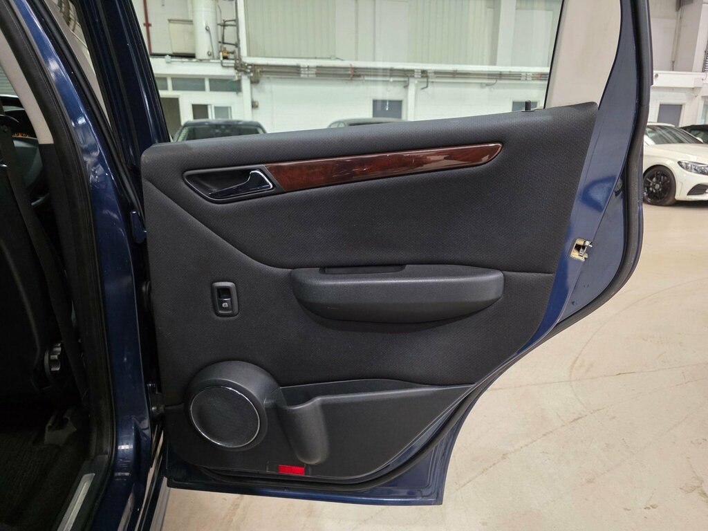 Mercedes-Benz A Class A150 Classic Se Silver #17