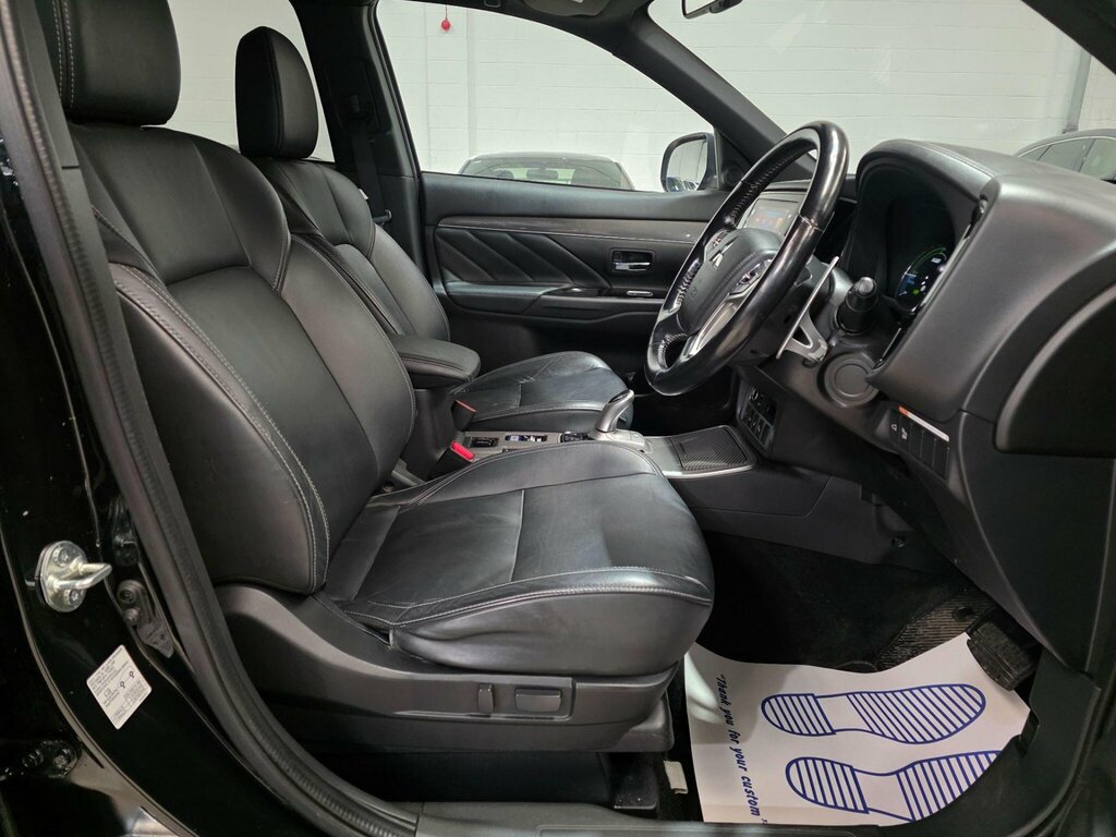 Mitsubishi Outlander 2.4H Twinmotor 13.8Kwh 4H Cvt 4Wd Euro 6 Ss Black #5