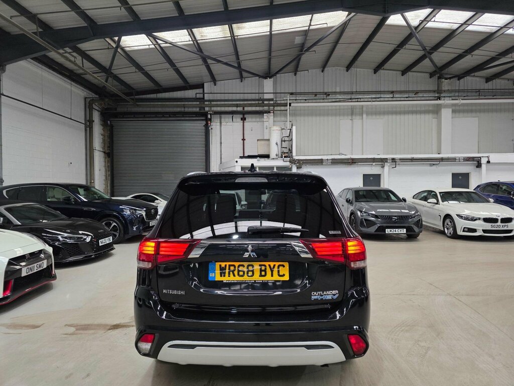 Mitsubishi Outlander 2.4H Twinmotor 13.8Kwh 4H Cvt 4Wd Euro 6 Ss Black #3