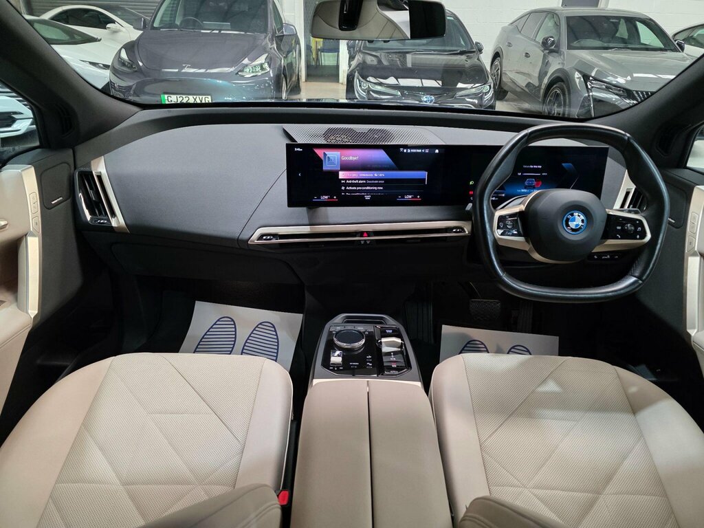 BMW iX 40 76.6Kwh M Sport Xdrive EJ22EFU Blue #3