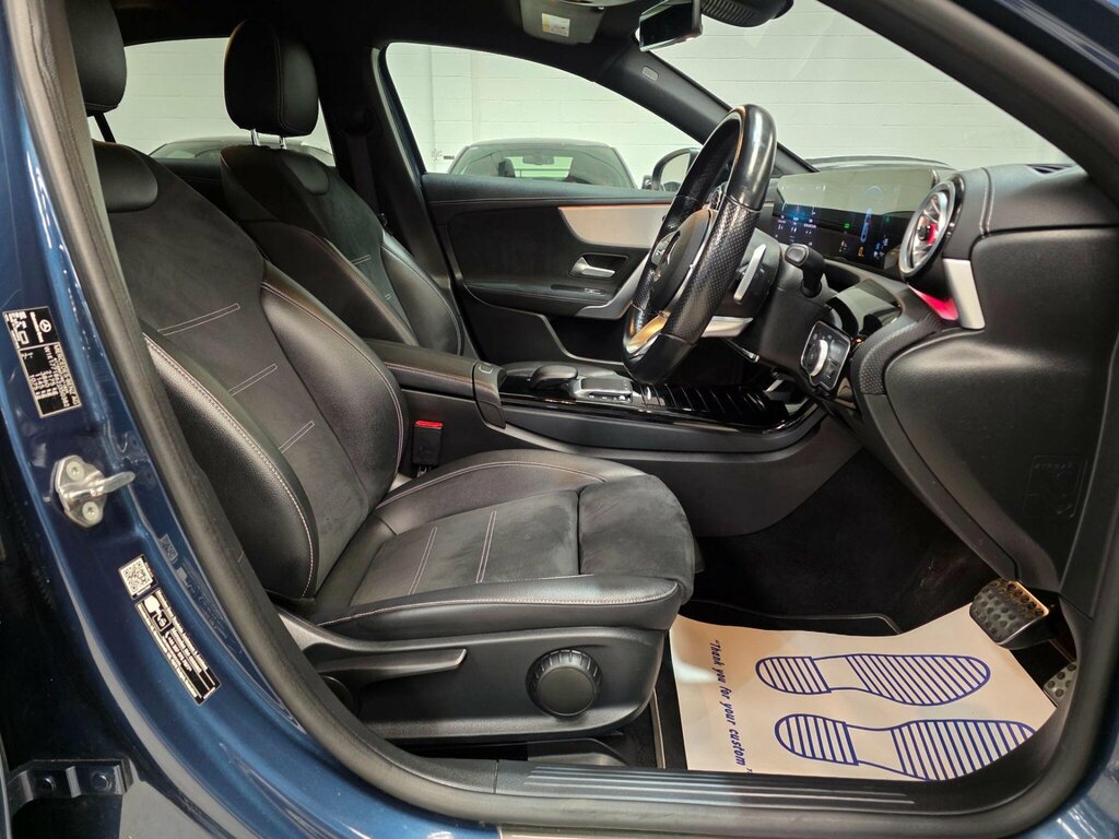 Mercedes-Benz A Class 1.3 A250e 15.6Kwh Amg Line Edition Executive 8G- LP71TLX Blue #6