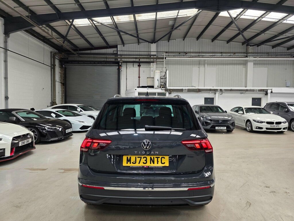Volkswagen Tiguan 1.5 Tsi Life Dsg Euro 6 Ss MJ73NTC Grey #4
