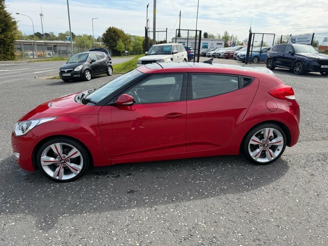 Hyundai Veloster 1.6 Gdi Sport Hatchback Euro 5 Red #4