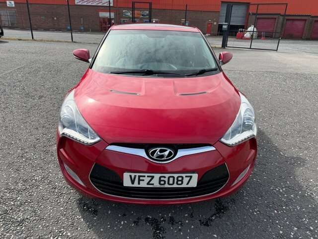 Hyundai Veloster 1.6 Gdi Sport Hatchback Euro 5 Red #2