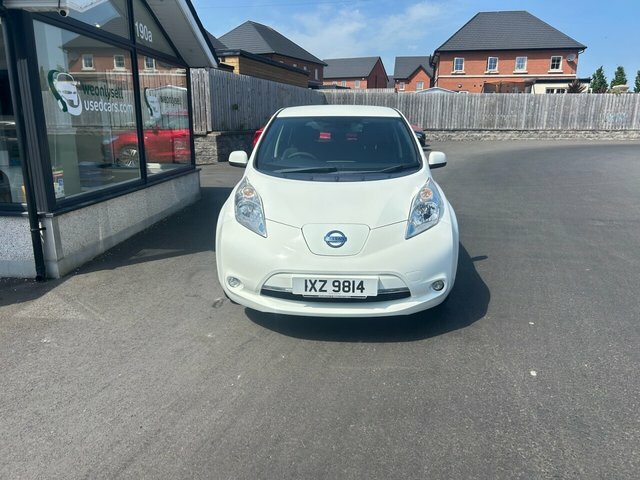 Nissan Leaf 24Kwh Acenta Hatchback 107 Bhp IXZ9814 White #2