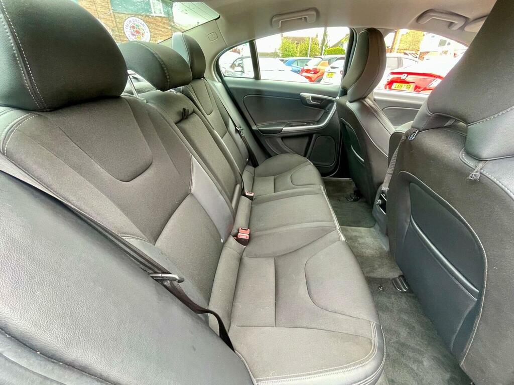 Volvo S60 Saloon Silver #7