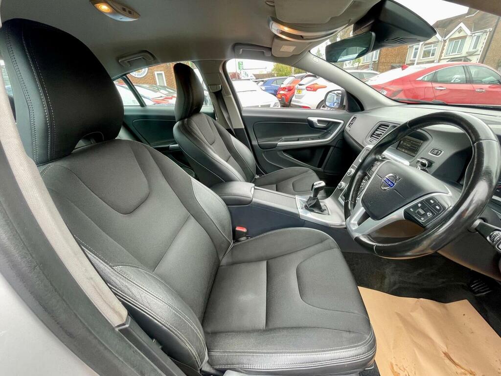 Volvo S60 Saloon Silver #8