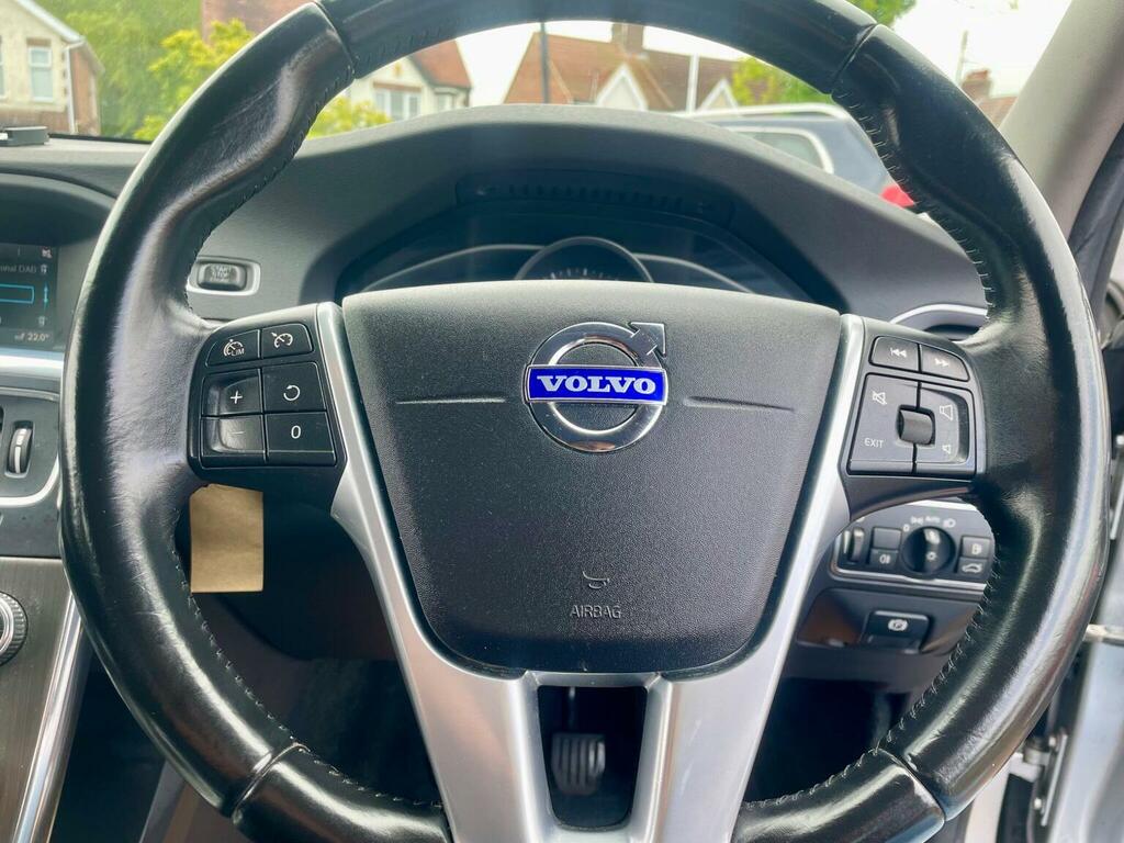 Volvo S60 Saloon Silver #12