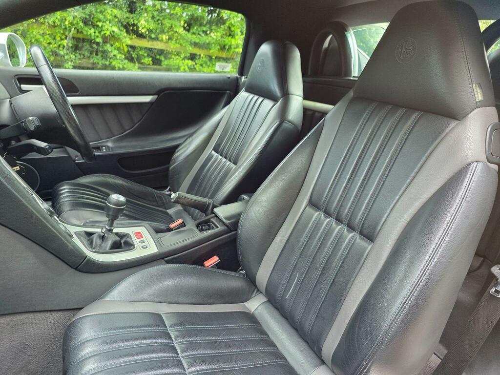 Alfa Romeo Spider 2.2 Jts Black #39