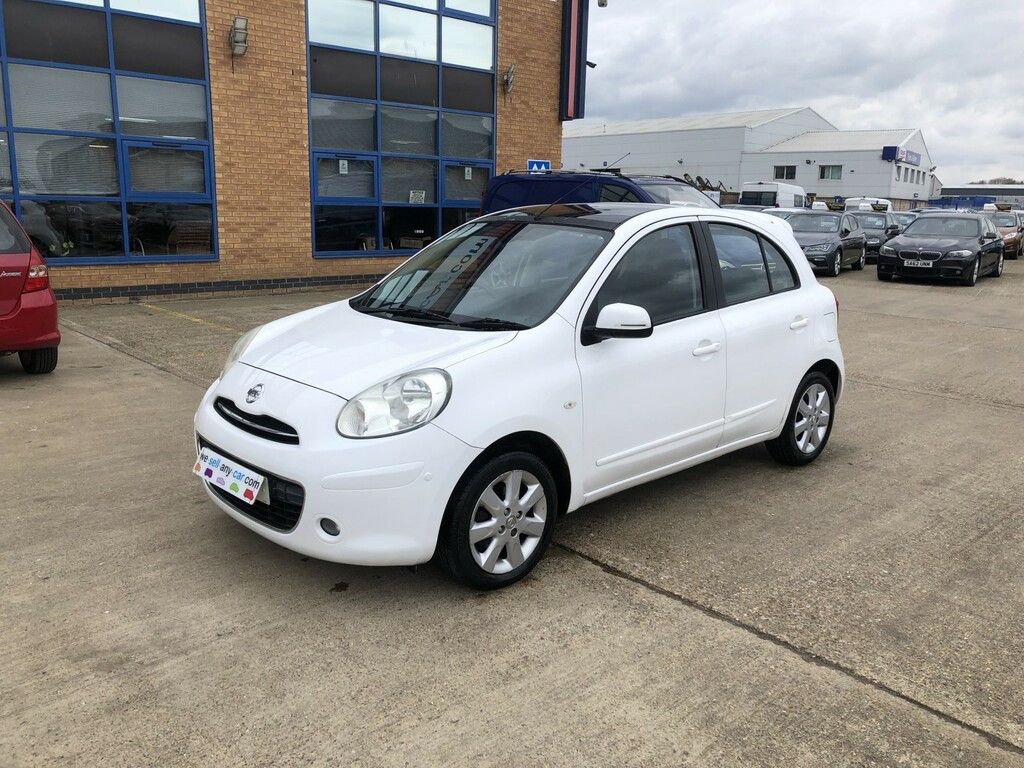 Nissan Micra Hatchback 1.2 Dig-s Tekna 2011 White #3