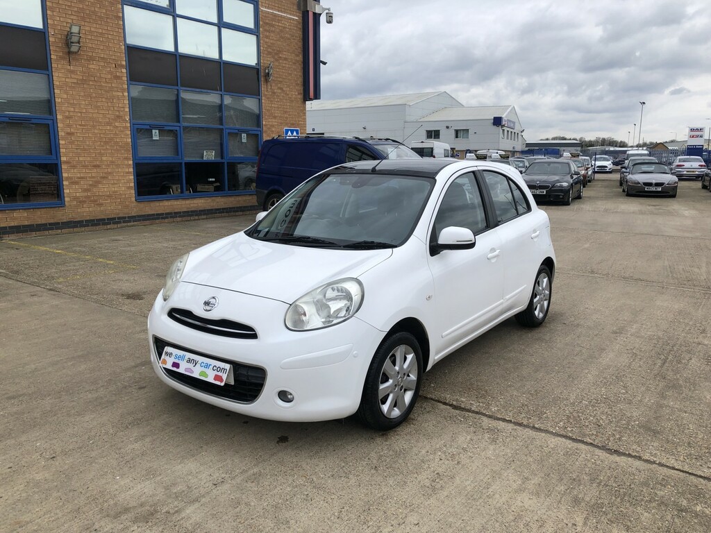 Nissan Micra Hatchback 1.2 Dig-s Tekna 2011 White #4