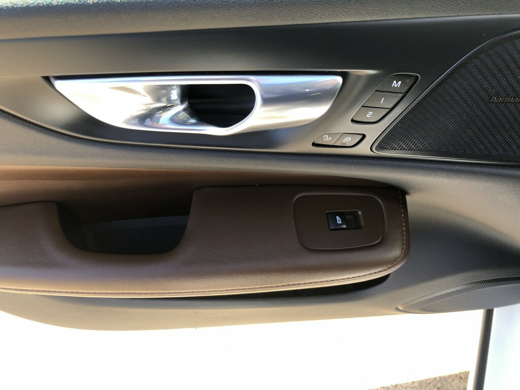 Volvo  Ultra, Single Motor Extended Range Deliv Blue #17