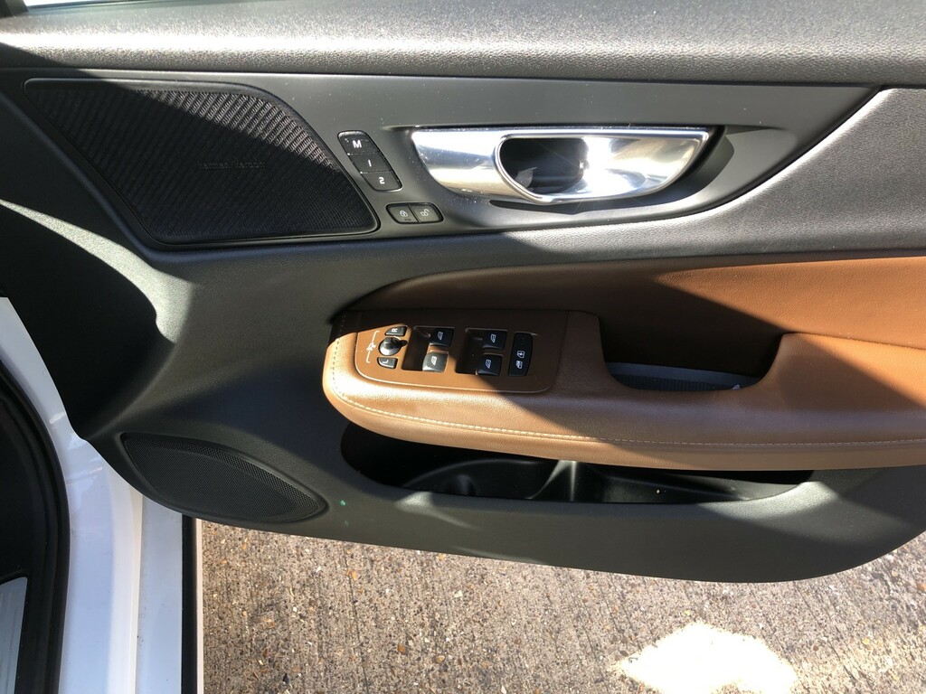 Volvo  Ultra, Single Motor Extended Range Deliv Blue #10