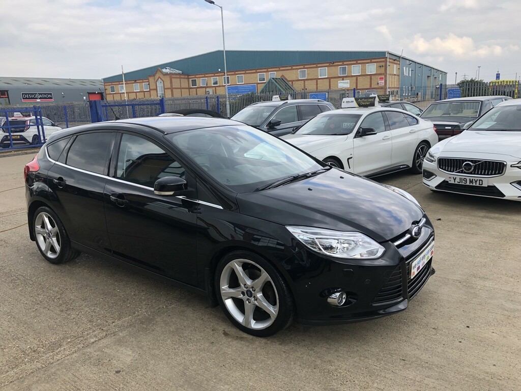 Ford Focus Hatchback 2.0 Tdci Titanium X 2011 Black #5