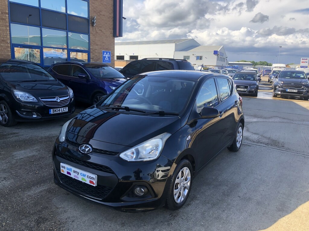 Hyundai I10 Hatchback 1.2 Se 2014 VN64AJY Black #2