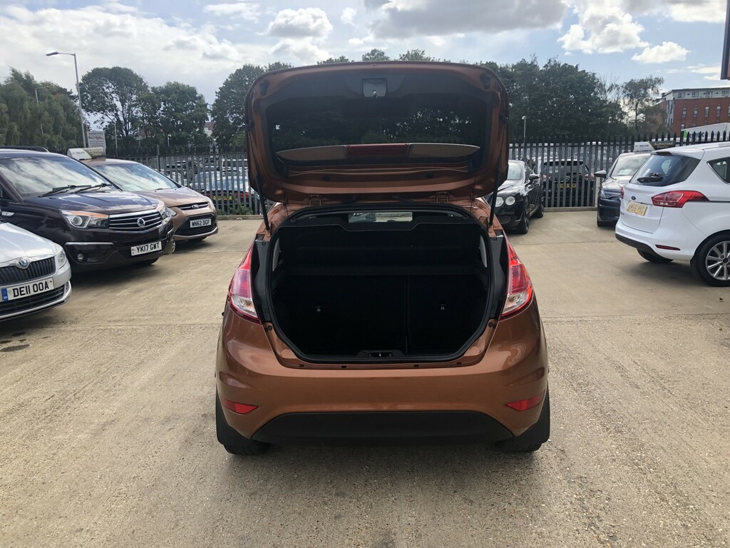 Ford Fiesta Hatchback 1.0 T Ecoboost Titanium 2015 AY15ZMU Brown #6