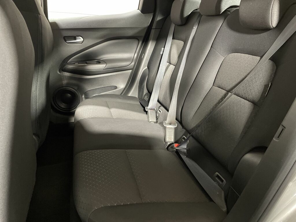 Nissan Juke 1.0 Dig-t Acenta Premium Dct WM74TZZ Grey #3