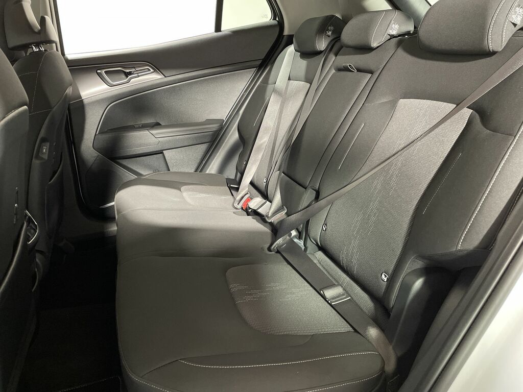 Kia Sportage 1.6T Gdi Hev Pure CJ75GKG White #3
