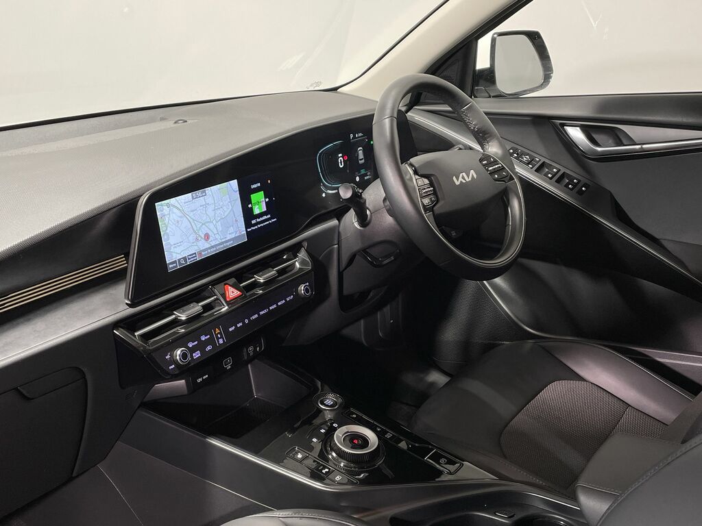 Kia Niro 1.6 Gdi Hybrid 3 Dct WN23ZYD White #2