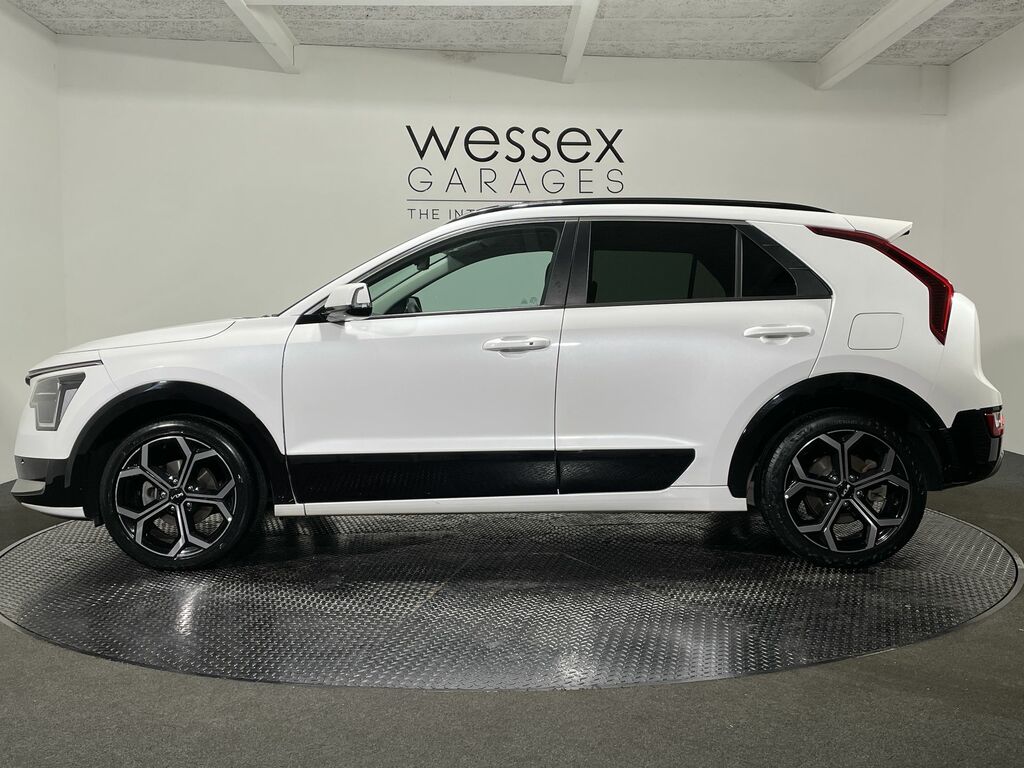 Kia Niro 1.6 Gdi Hybrid 3 Dct WN23ZYD White #6