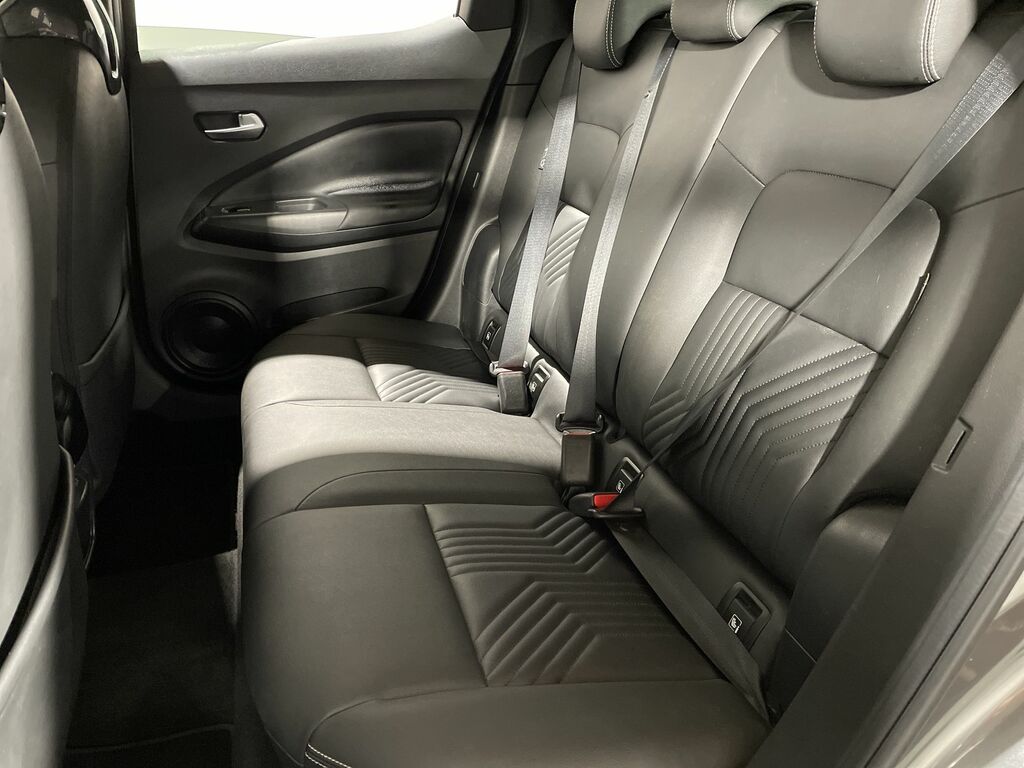 Nissan Juke 1.6 Hybrid Tekna OX74HTY Grey #3