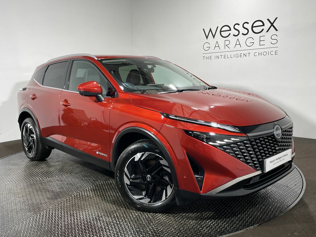 Nissan Qashqai N-connecta E-powe Red