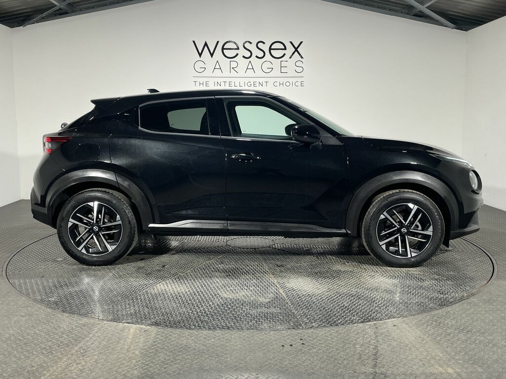 Nissan Juke 1.6 Hybrid N-connecta OX74HLO Black #5